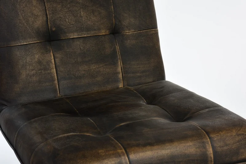 Sedia poltroncina imbottita con rivestimento in similpelle gambe in ferro cm 53x66x80h