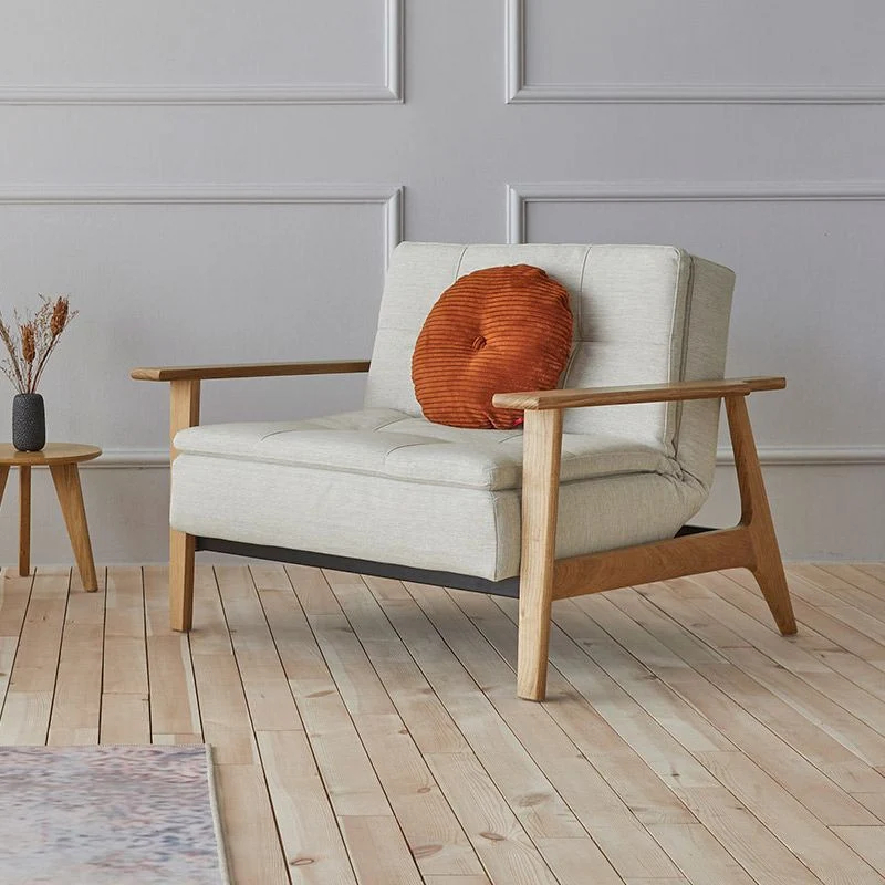 Poltrona design Dublexo Frej con braccioli in legno