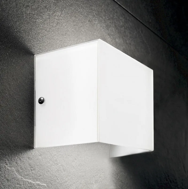 Lampada da parete moderna a LED Compact