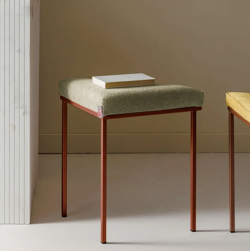 Cube Dreibein Hocker - New Life