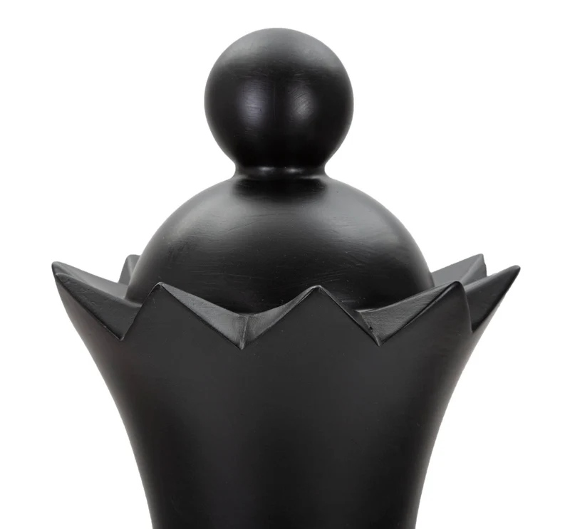 Pedina regina degli scacchi nera con decorazioni dorate - CHESS