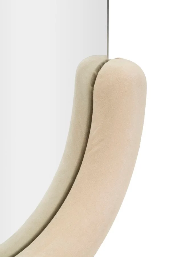 Specchio da parete con cornice in legno rivestita in velluto - CLOE