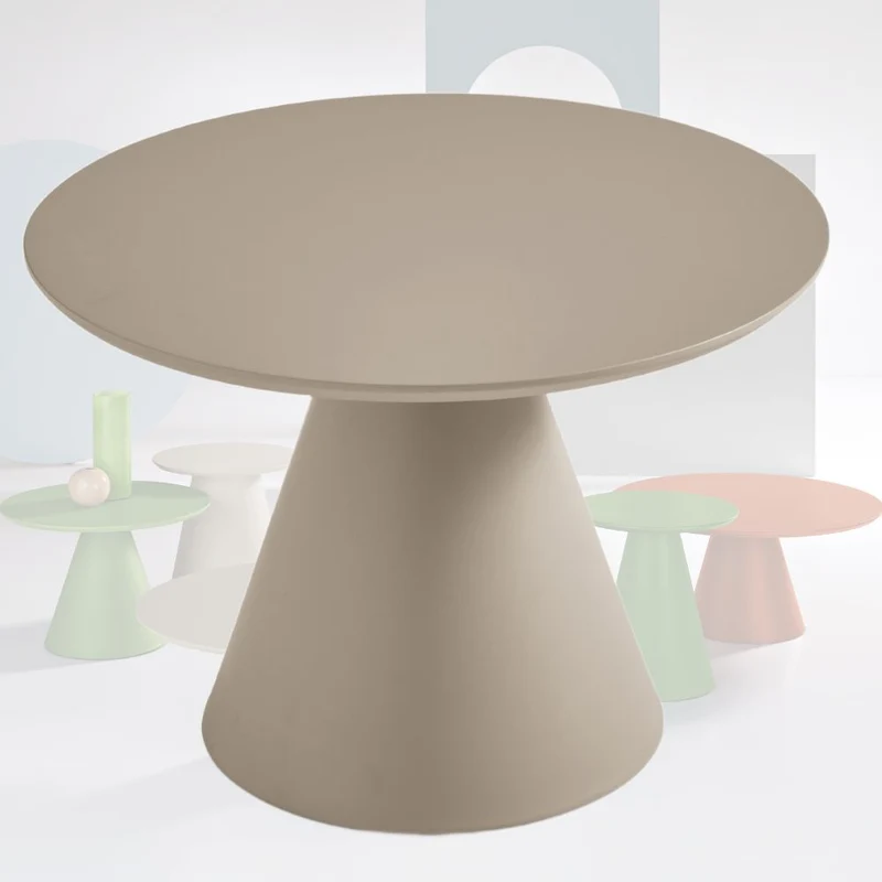 Round and Modern Coffee Table, 60x40 cm