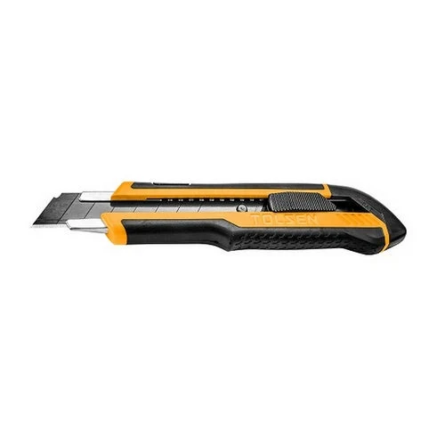 Cutter da 18 mm con tre lame 18 mm